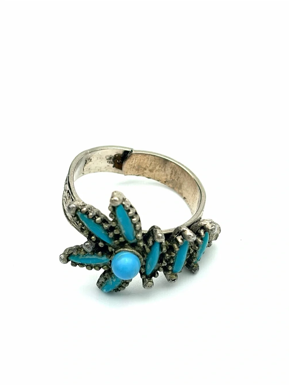 Zuni Petit Point Turquoise Floral Cluster Ring, Silver, Women’s Size 8 Adj.